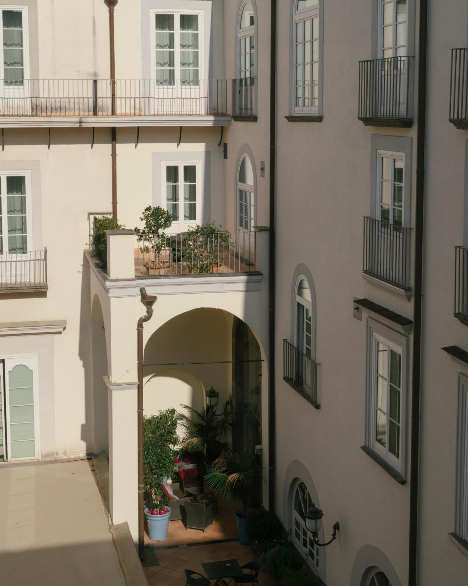 MGallery Palazzo Caracciolo Napoli - Hotel Collection Esterno foto